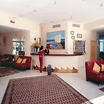 Perticari Hotel 3*