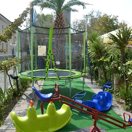 Hotel Perticari 3*