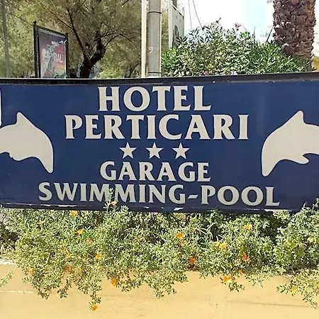 Otel Perticari 3*