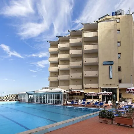 Hotel Perticari Pésaro