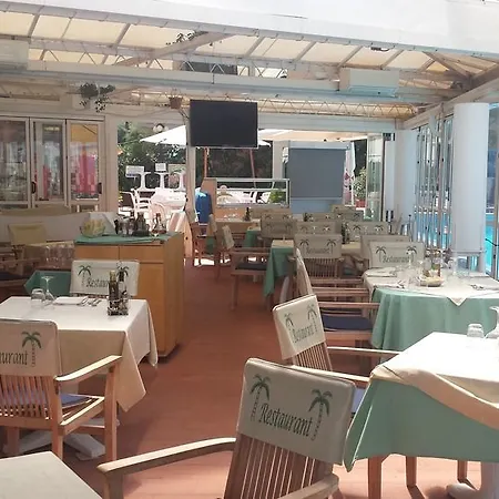 Otel Perticari 3*