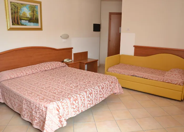 Hotel Perticari 3*